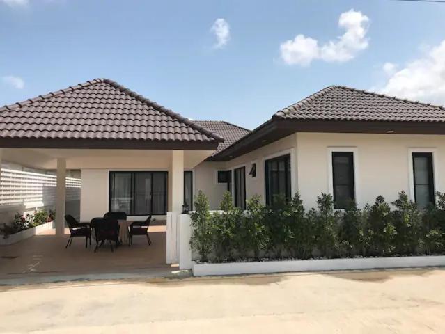 Kk Garden 小院 Villa Hua Hin Luaran gambar